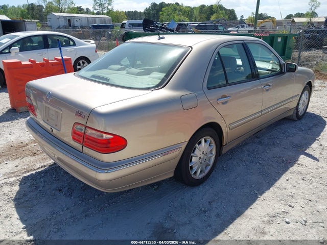 2001 Mercedes-benz E 320 მანქანა იყიდება აუქციონზე, vin: WDBJF65J51B213473, აუქციონის ნომერი: 44712250
