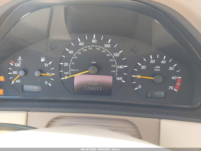 2001 Mercedes-benz E 320 მანქანა იყიდება აუქციონზე, vin: WDBJF65J51B213473, აუქციონის ნომერი: 44712250