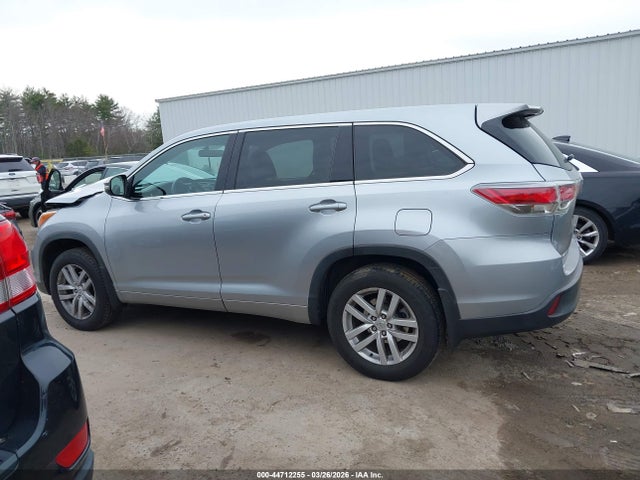 Toyota Highlander Le V6 2015 5TDBKRFH3FS073695 Image 15