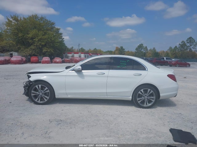 Продаж на аукціоні авто 2016 Mercedes-benz C 300 4matic, vin: 55SWF4KB6GU137453, номер лоту: 44712257