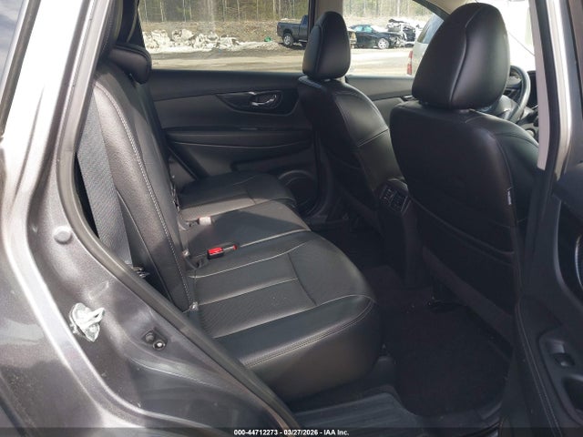 5N1AT2MV9HC873216 Nissan Rogue Sl