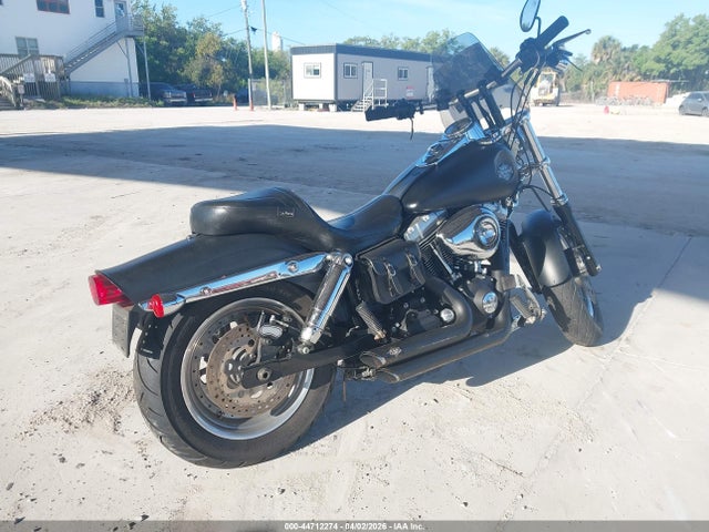 2011 HARLEY-DAVIDSON FXDF 1HD1GY418BC304646 Photo 3