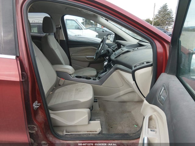 1FMCU9GX5EUA30390 Ford ESCAPE SE