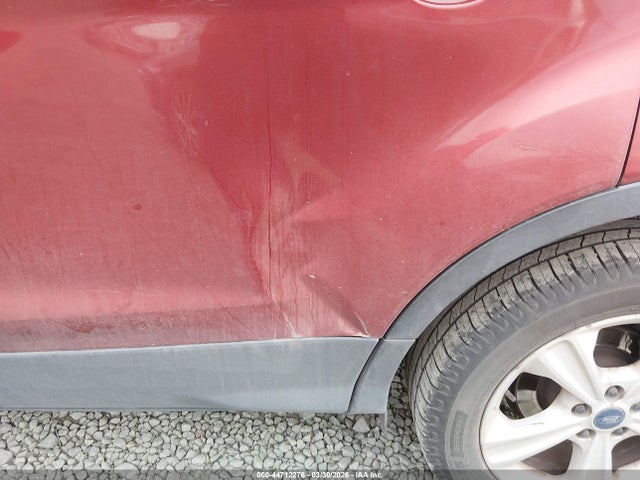 1FMCU9GX5EUA30390 Ford ESCAPE SE