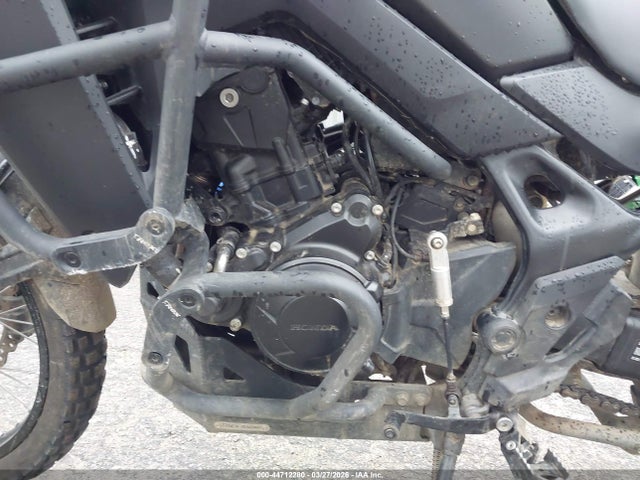 JH2RD1614RK102444 Honda Xl750