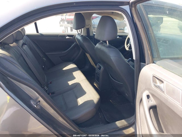 Продажа на аукционе авто 2012 Volkswagen Jetta 2.5l Se, vin: 3VWDX7AJ7CM347675, номер лота: 44712287