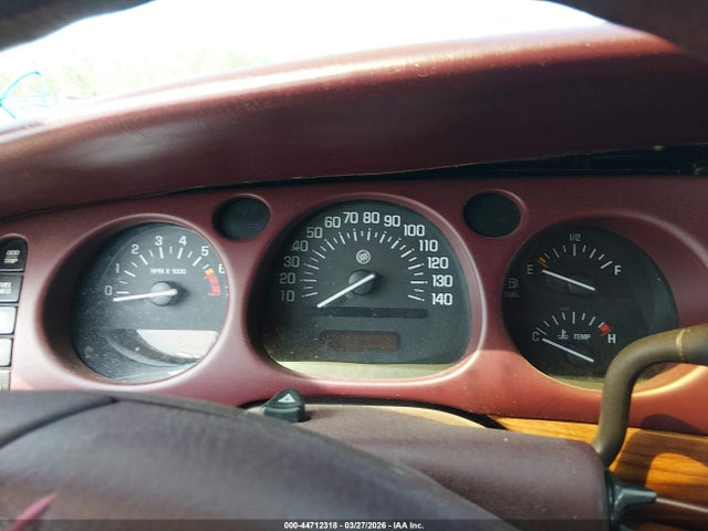 44712318 :رقم المزاد ، 1G4HP54K8YU273730 vin ، 2000 Buick Lesabre Custom مزاد بيع