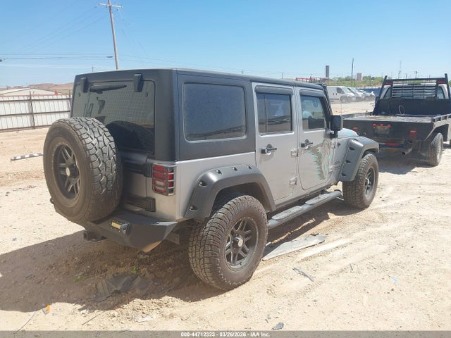 1C4BJWDGXHL561087 Jeep Wrangler Unlimited Sport 4x4