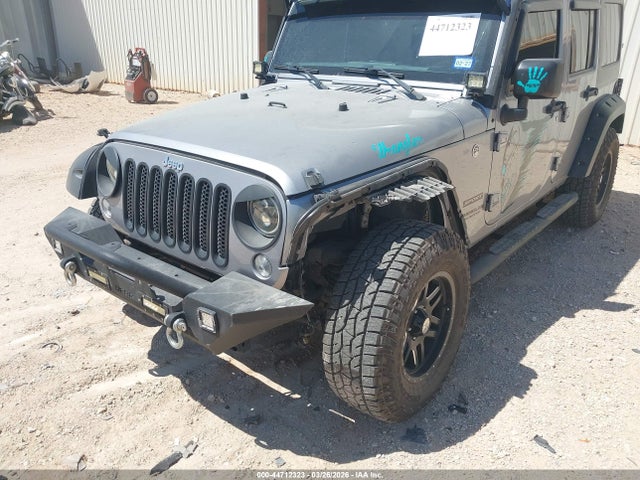 1C4BJWDGXHL561087 Jeep Wrangler Unlimited Sport 4x4