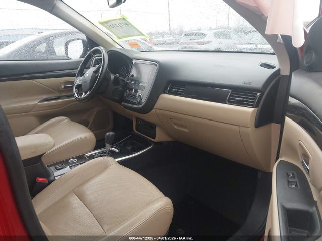 2017 MITSUBISHI OUTLANDER JA4AZ3A34HZ011833 Photo 4