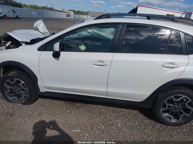 2017 Subaru Crosstrek 2.0i Premium მანქანა იყიდება აუქციონზე, vin: JF2GPABC4HH220246, აუქციონის ნომერი: 44712331