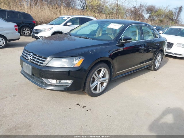 2014 Volkswagen Passat 2.0l Tdi Sel Premium მანქანა იყიდება აუქციონზე, vin: 1VWCN7A3XEC076084, აუქციონის ნომერი: 44712341