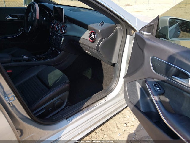 Продажа на аукционе авто 2016 Mercedes-benz Cla 250, vin: WDDSJ4EB2GN355343, номер лота: 44712368