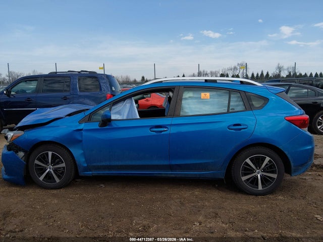 44712387 :رقم المزاد ، 4S3GTAD64N3704878 vin ، 2022 Subaru Impreza Premium 5-door مزاد بيع