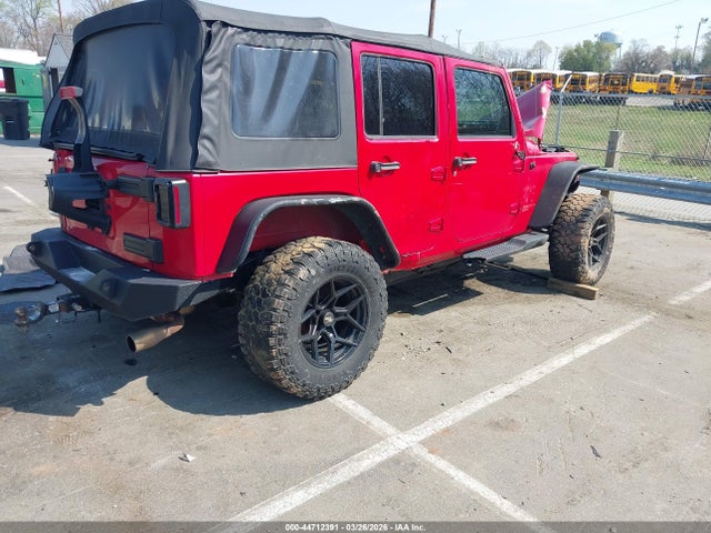 44712391 :رقم المزاد ، 1J4BA6H11AL176989 vin ، 2010 Jeep Wrangler Unlimited Rubicon مزاد بيع