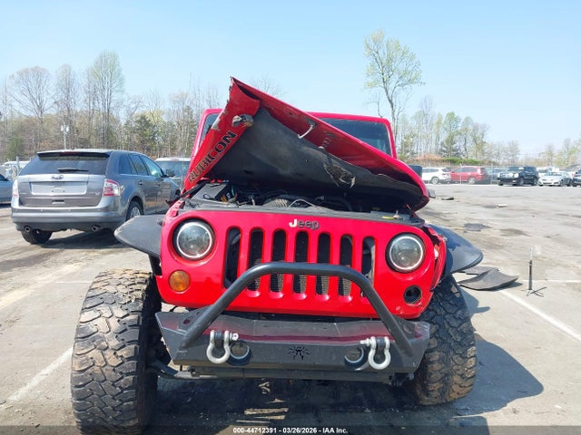 44712391 :رقم المزاد ، 1J4BA6H11AL176989 vin ، 2010 Jeep Wrangler Unlimited Rubicon مزاد بيع