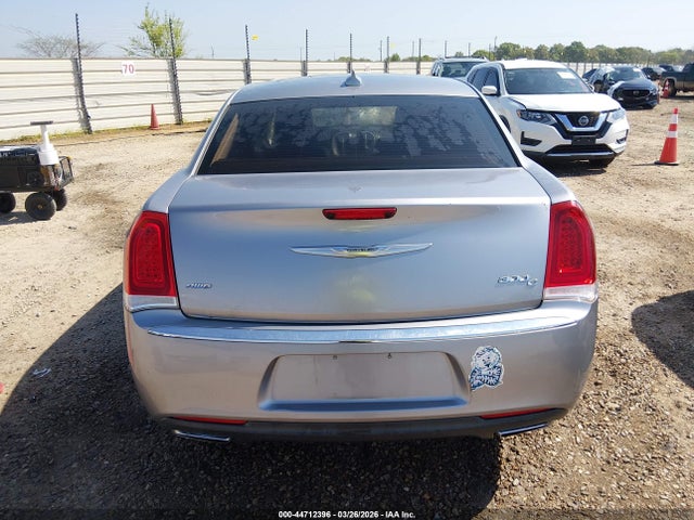 Продажа на аукционе авто 2015 Chrysler 300c Awd, vin: 2C3CCAKG6FH808544, номер лота: 44712396
