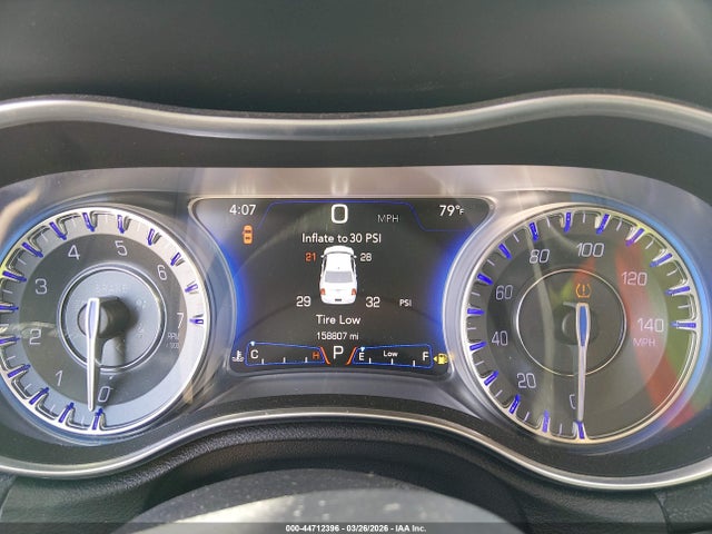 Продажа на аукционе авто 2015 Chrysler 300c Awd, vin: 2C3CCAKG6FH808544, номер лота: 44712396