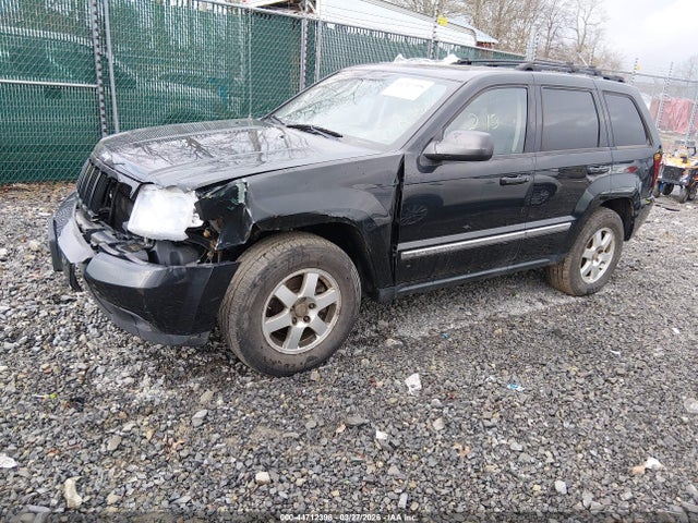 2010 Jeep Grand Cherokee Laredo მანქანა იყიდება აუქციონზე, vin: 1J4PR4GK1AC141995, აუქციონის ნომერი: 44712398