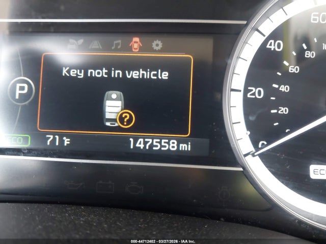 KNDCB3LC6H5101248 KIA NIRO LX
