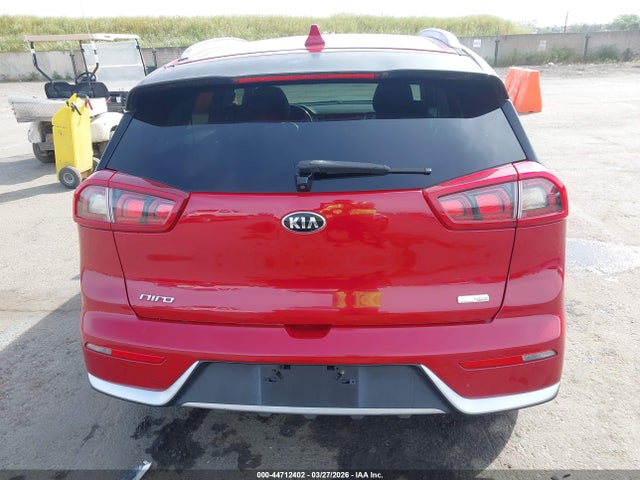 KNDCB3LC6H5101248 KIA NIRO LX