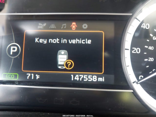 KNDCB3LC6H5101248 KIA NIRO LX