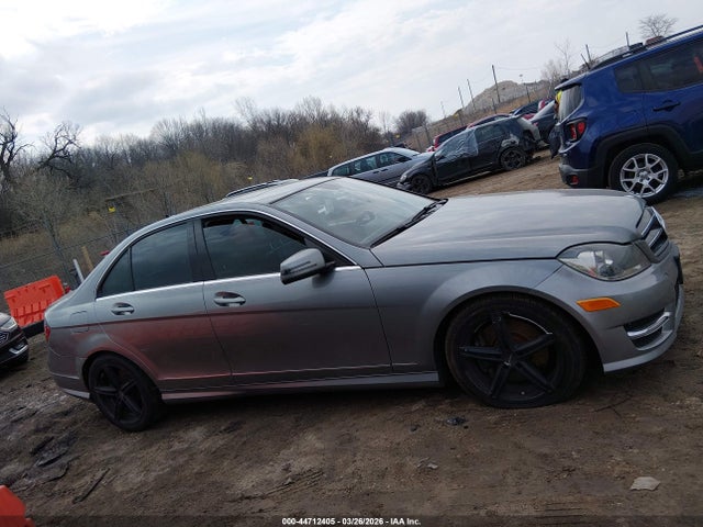 Aukcja sprzedaży 2014 Mercedes-benz C 300 Sport 4matic, vin: WDDGF8AB1ER324630, numer aukcji: 44712405