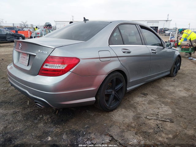 Aukcja sprzedaży 2014 Mercedes-benz C 300 Sport 4matic, vin: WDDGF8AB1ER324630, numer aukcji: 44712405