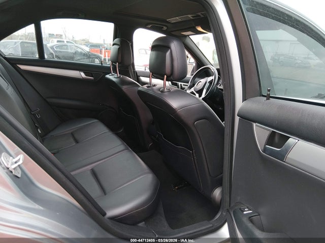 Aukcja sprzedaży 2014 Mercedes-benz C 300 Sport 4matic, vin: WDDGF8AB1ER324630, numer aukcji: 44712405