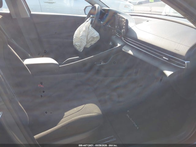 KMHLM4AG0PU576447 Hyundai ELANTRA SEL