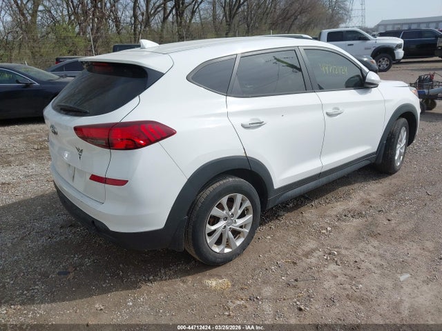 2019 HYUNDAI TUCSON KM8J23A41KU935388 Photo 3