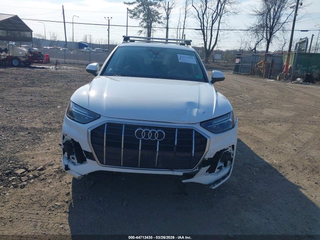 Продаж на аукціоні авто 2022 Audi Q5 Premium Plus 40 Tfsi Quattro S Tronic, vin: WA1BBAFY6N2086040, номер лоту: 44712430