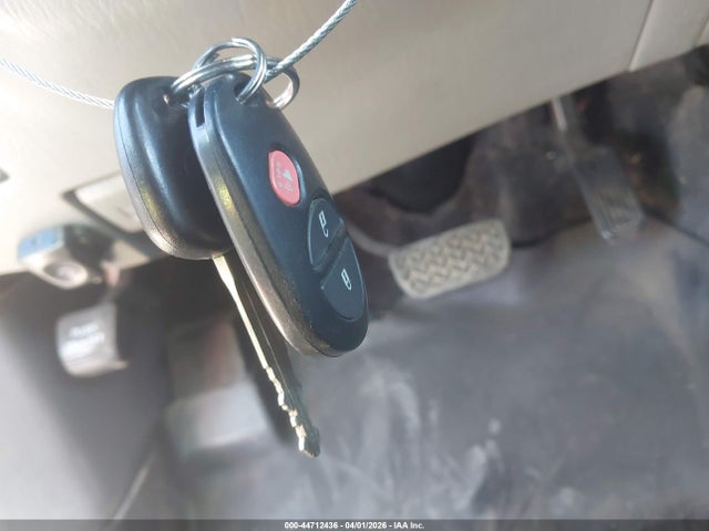 Toyota Tacoma Base V6 2015 3TMLU4EN5FM180000 Image 11