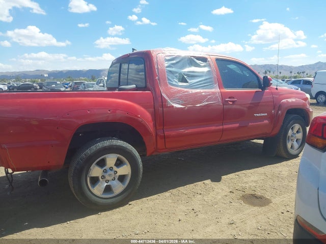 Toyota Tacoma Base V6 2015 3TMLU4EN5FM180000 Image 13