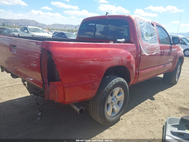 Toyota Tacoma Base V6 2015 3TMLU4EN5FM180000 Image 4