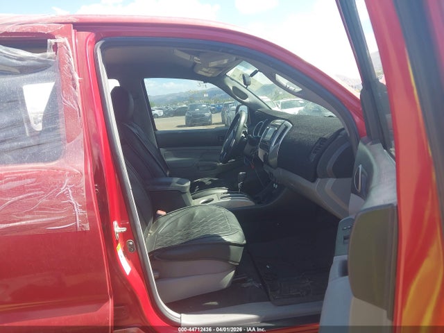 Toyota Tacoma Base V6 2015 3TMLU4EN5FM180000 Image 5
