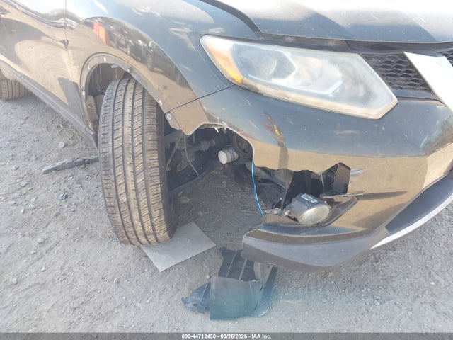 2016 Nissan Rogue Sl მანქანა იყიდება აუქციონზე, vin: 5N1AT2MT4GC775417, აუქციონის ნომერი: 44712450