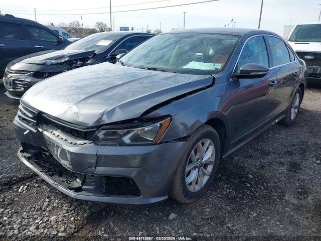 Aukcja sprzedaży 2016 Volkswagen Passat 1.8t S, vin: 1VWAT7A32GC023637, numer aukcji: 44712467