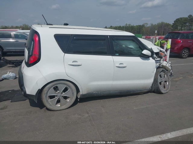 2015 Kia Soul ! მანქანა იყიდება აუქციონზე, vin: KNDJN2A25F7135847, აუქციონის ნომერი: 44712472
