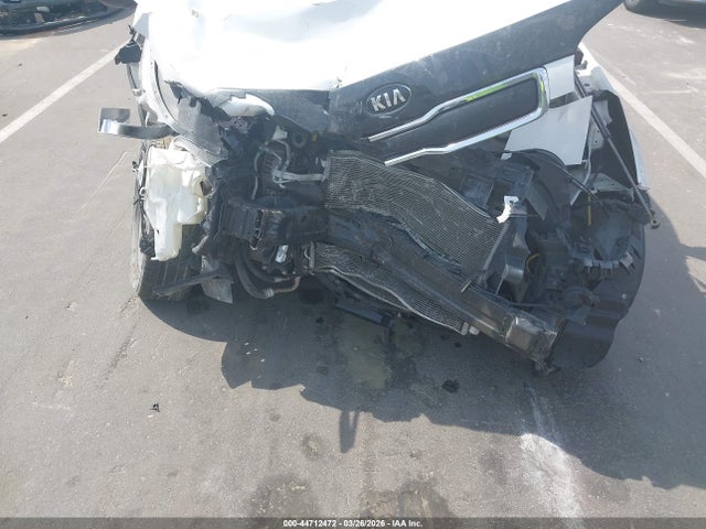 2015 Kia Soul ! მანქანა იყიდება აუქციონზე, vin: KNDJN2A25F7135847, აუქციონის ნომერი: 44712472