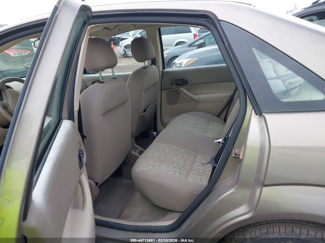 2005 FORD FOCUS 1FAFP34N15W262326 Photo 7