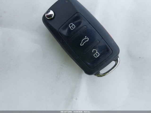 Продажа на аукционе авто 2015 Volkswagen Jetta 1.8t Se, vin: 3VWD17AJ8FM423457, номер лота: 44712484