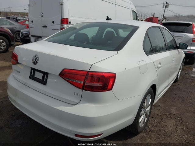 Продажа на аукционе авто 2015 Volkswagen Jetta 1.8t Se, vin: 3VWD17AJ8FM423457, номер лота: 44712484