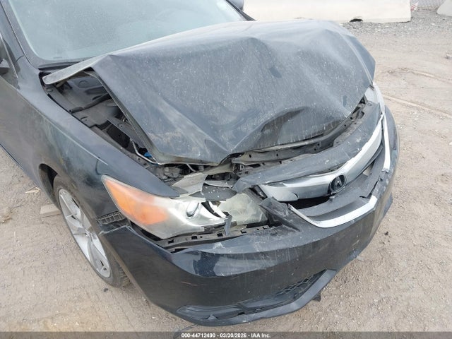 44712490 :رقم المزاد ، 19VDE1F38FE000329 vin ، 2015 Acura Ilx 2.0l مزاد بيع