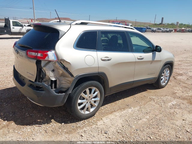2015 Jeep Cherokee Limited მანქანა იყიდება აუქციონზე, vin: 1C4PJLDB4FW722277, აუქციონის ნომერი: 44712492