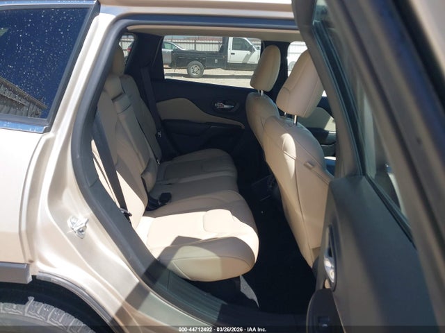 2015 Jeep Cherokee Limited მანქანა იყიდება აუქციონზე, vin: 1C4PJLDB4FW722277, აუქციონის ნომერი: 44712492