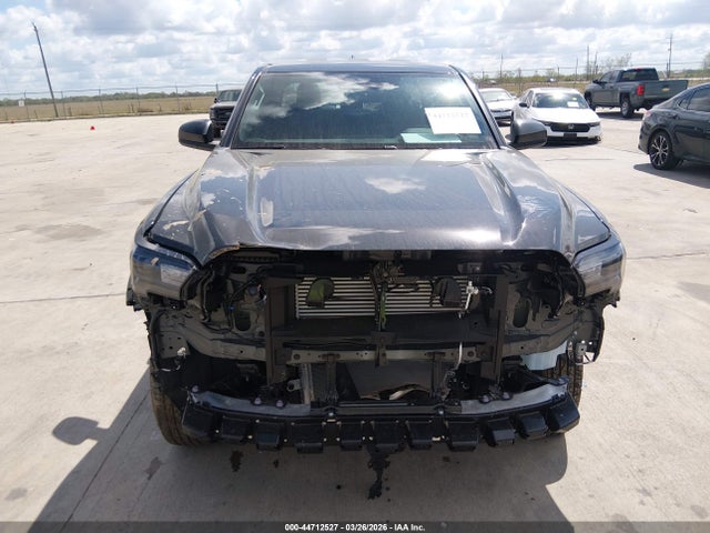 3TYKD5HN1TT042970 Toyota Tacoma Sr
