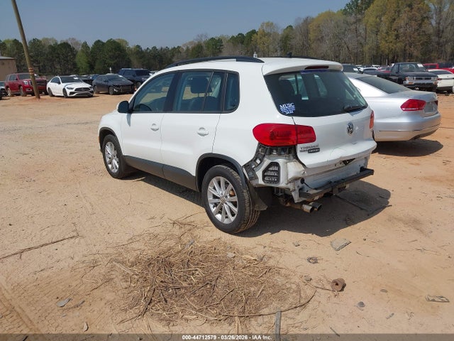 2017 Volkswagen Tiguan 2.0t/2.0t S მანქანა იყიდება აუქციონზე, vin: WVGAV7AXXHK042682, აუქციონის ნომერი: 44712579