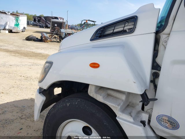 44712586 :رقم المزاد ، 5PVNJ8JV9L5S79631 vin ، 2020 Hino 258/268 مزاد بيع