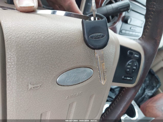 2008 Ford F-250 Fx4/harley-davidson/king Ranch/lariat/xl/xlt მანქანა იყიდება აუქციონზე, vin: 1FTSW21R48EA11484, აუქციონის ნომერი: 44712604